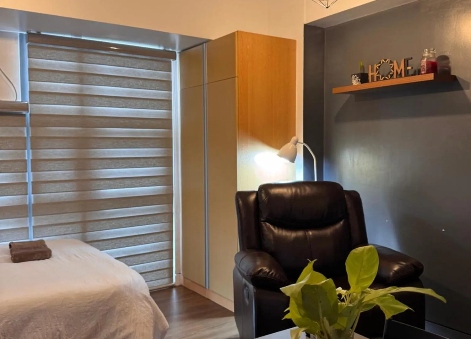Condo In Mckinley Hill Taguig Manila Apartment